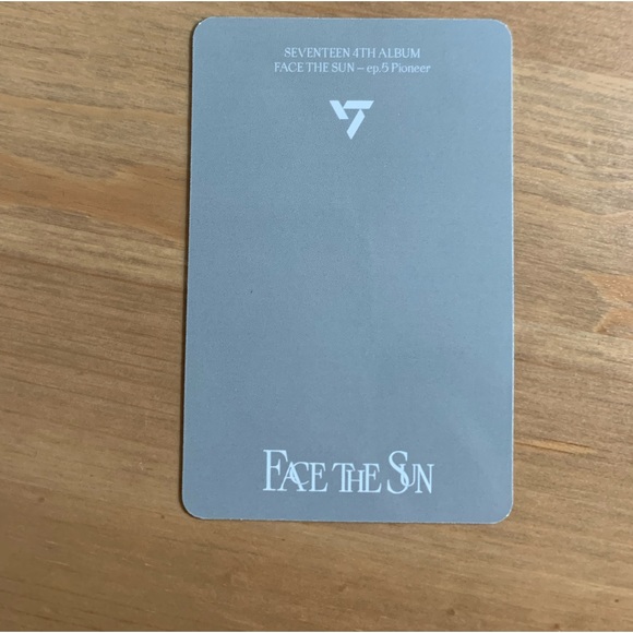 Seventeen Joshua photocard - Picture 2 of 2